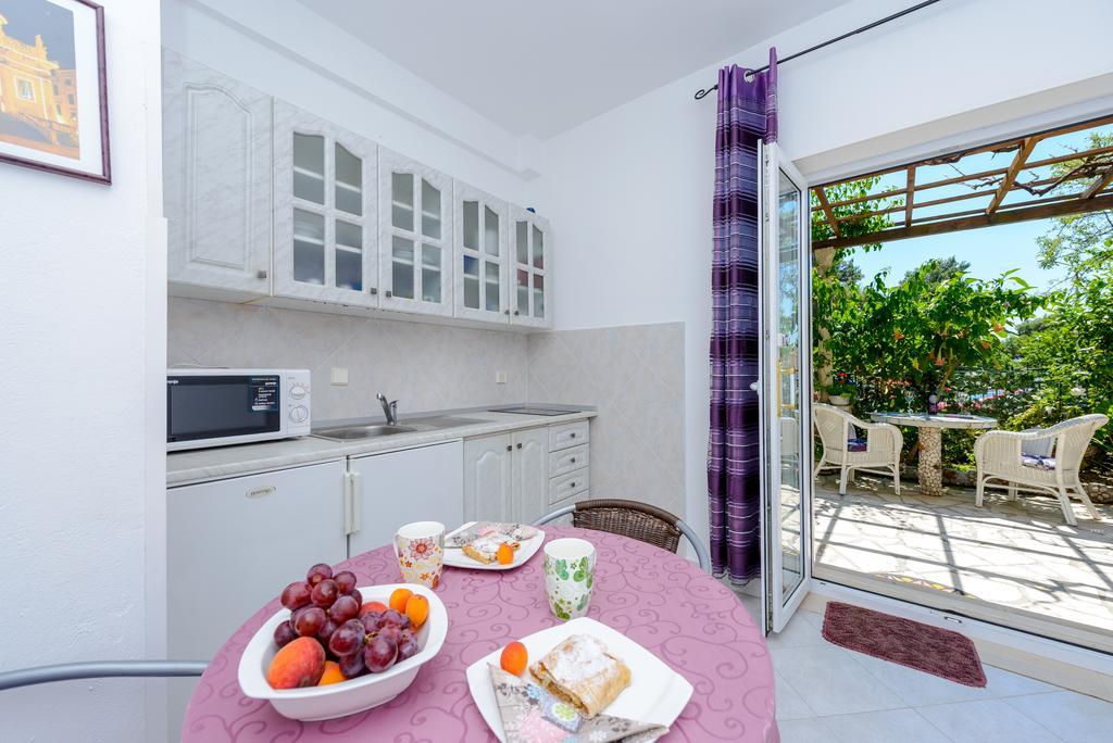 Apartments Milic 米利尼 外观 照片